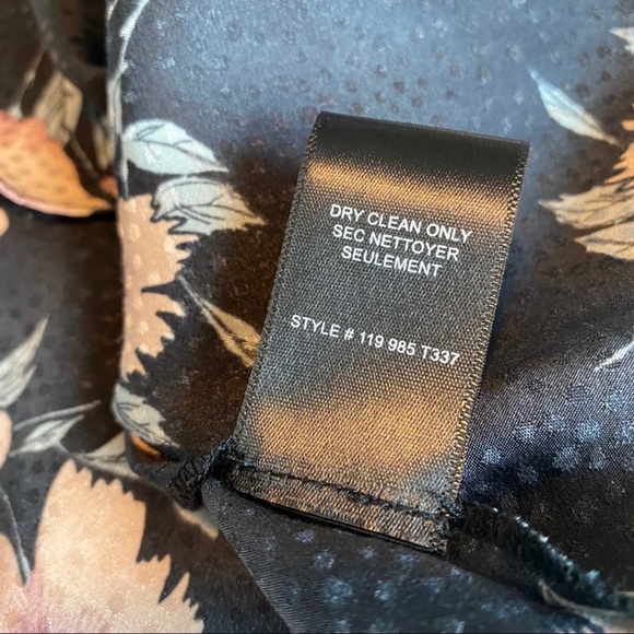 SOLD 💕NWT Rebecca Taylor Silk Daniella Floral Tank - Picture 9 of 9